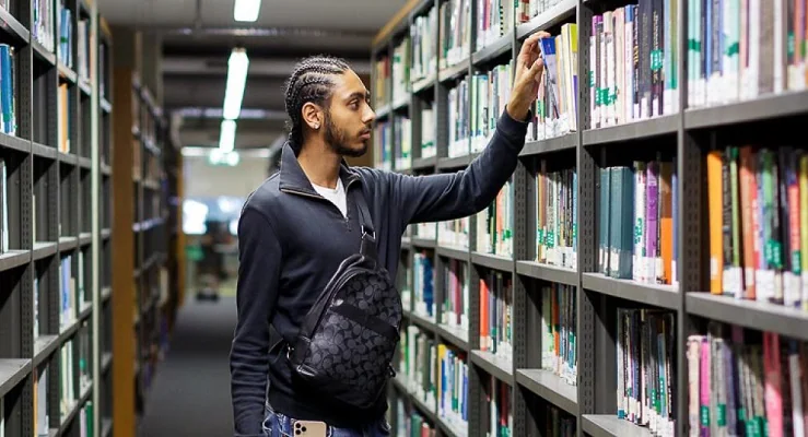 Bourses d'études doctorales SOAS 2026/2027