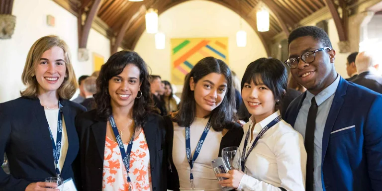 Bourses d'études internationales Lester B. Pearson 2027